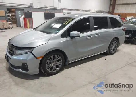 2025 Honda Odyssey Touring z USA, uszkodzony, nr VIN 5FNRL6H89SB015127